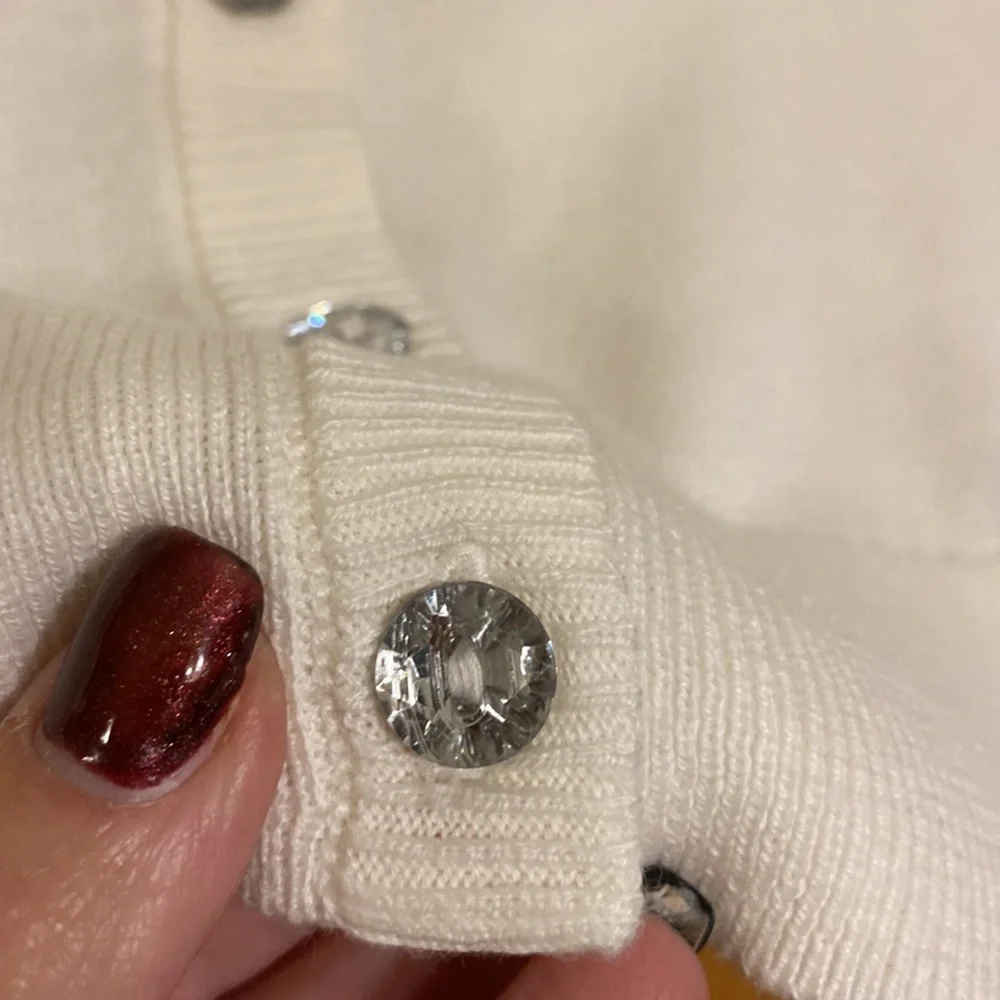 4T Cat & Jack Cream Cardigan Sweater with sparkling buttons, ribbed cuffs& waist - Picture 4 of 9